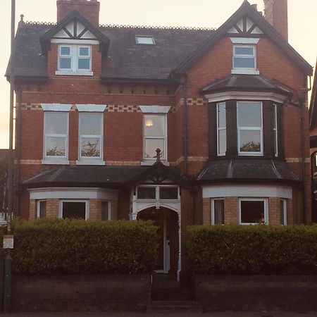 Bouvrie Guest House Hereford Exterior photo